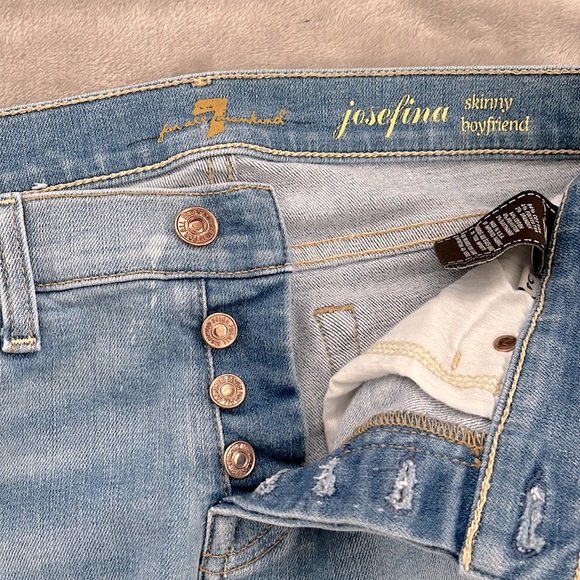 7 for all mankind- Josefina skinny boyfriends jeans - distressed light wash - Picture 5 of 9